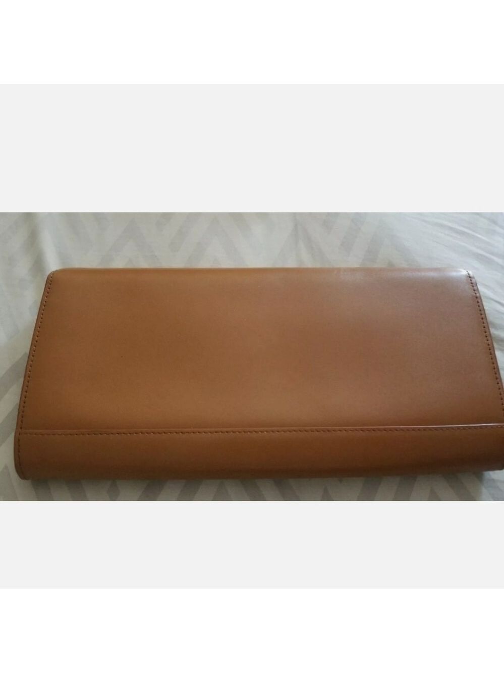 Ralph Lauren Tan Leather Clutch Bag.Built in makeup mirror in flap. - Picture 5 of 7
